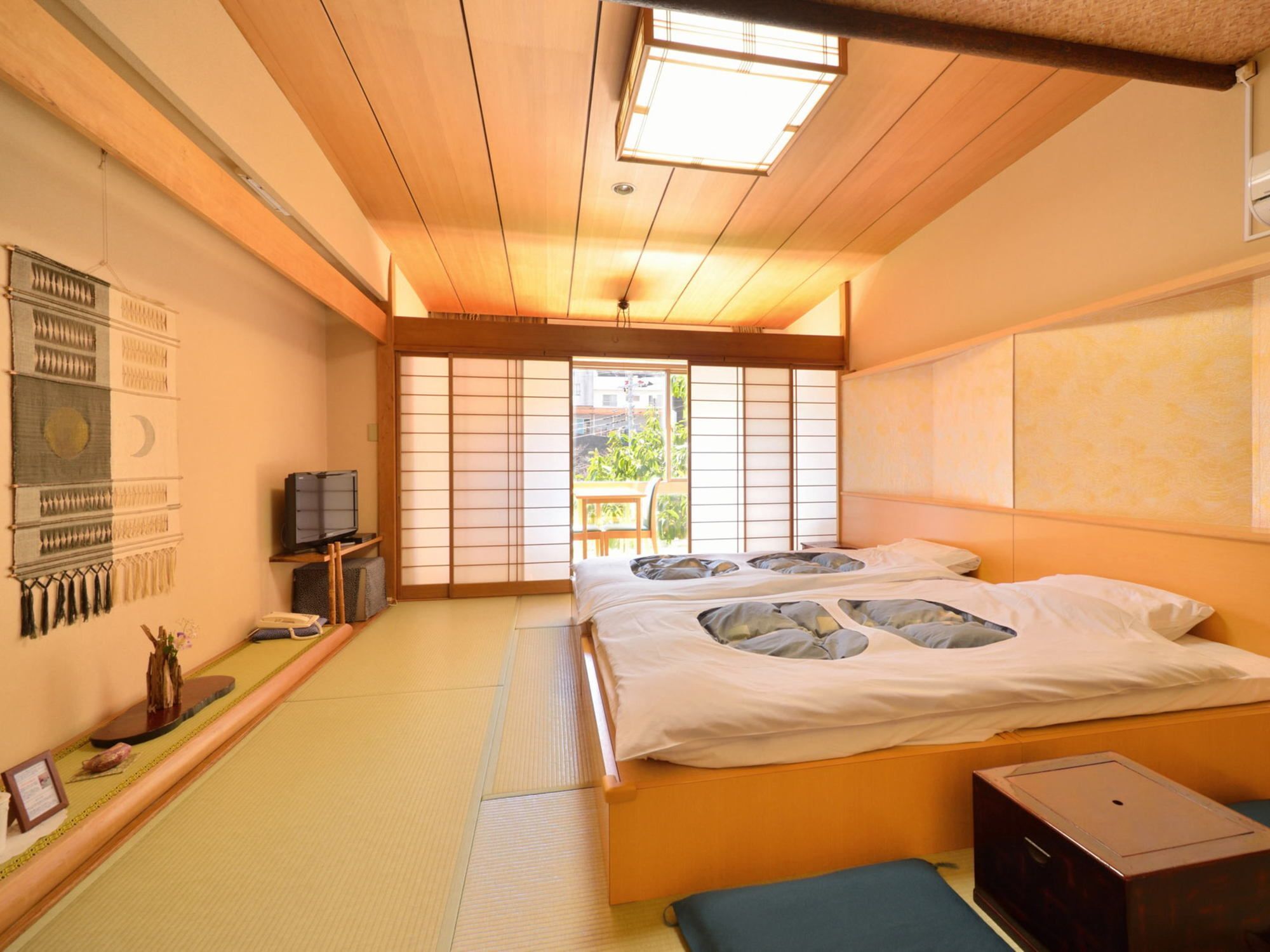 ホテル 熱川温泉 源泉湯守り 玉翠館 東伊豆町 エクステリア 写真